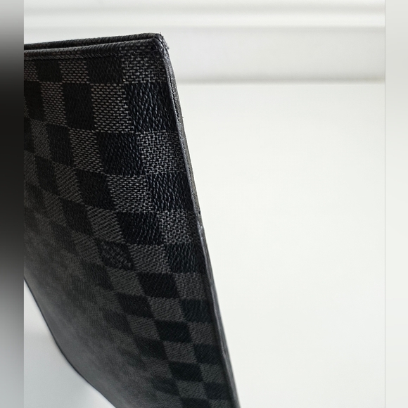 Louis Vuitton Damier Graphite Poche Documents Portfolio Case - Picture 9 of 15